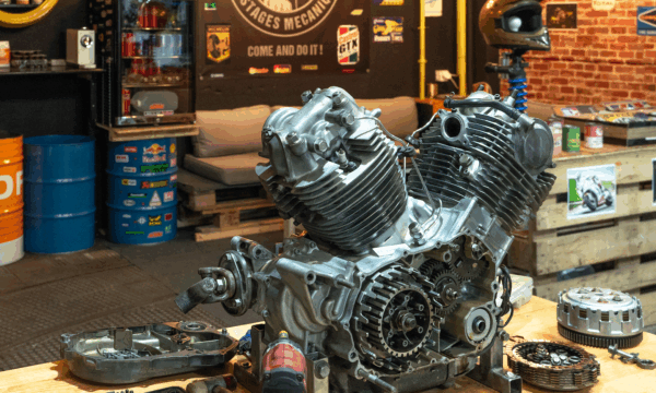 STAGE MOTEUR BICYLINDRE EN V - MODULE 2 - REMONTAGE COMPLET - 1 jour